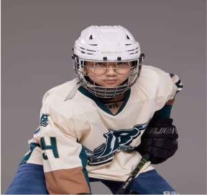 54 Nuttawee Charoensripongsa